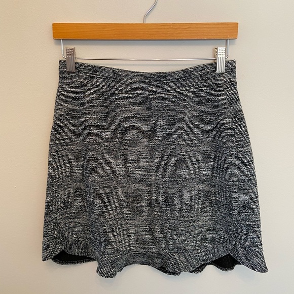 Loft Skirt - Picture 9 of 10